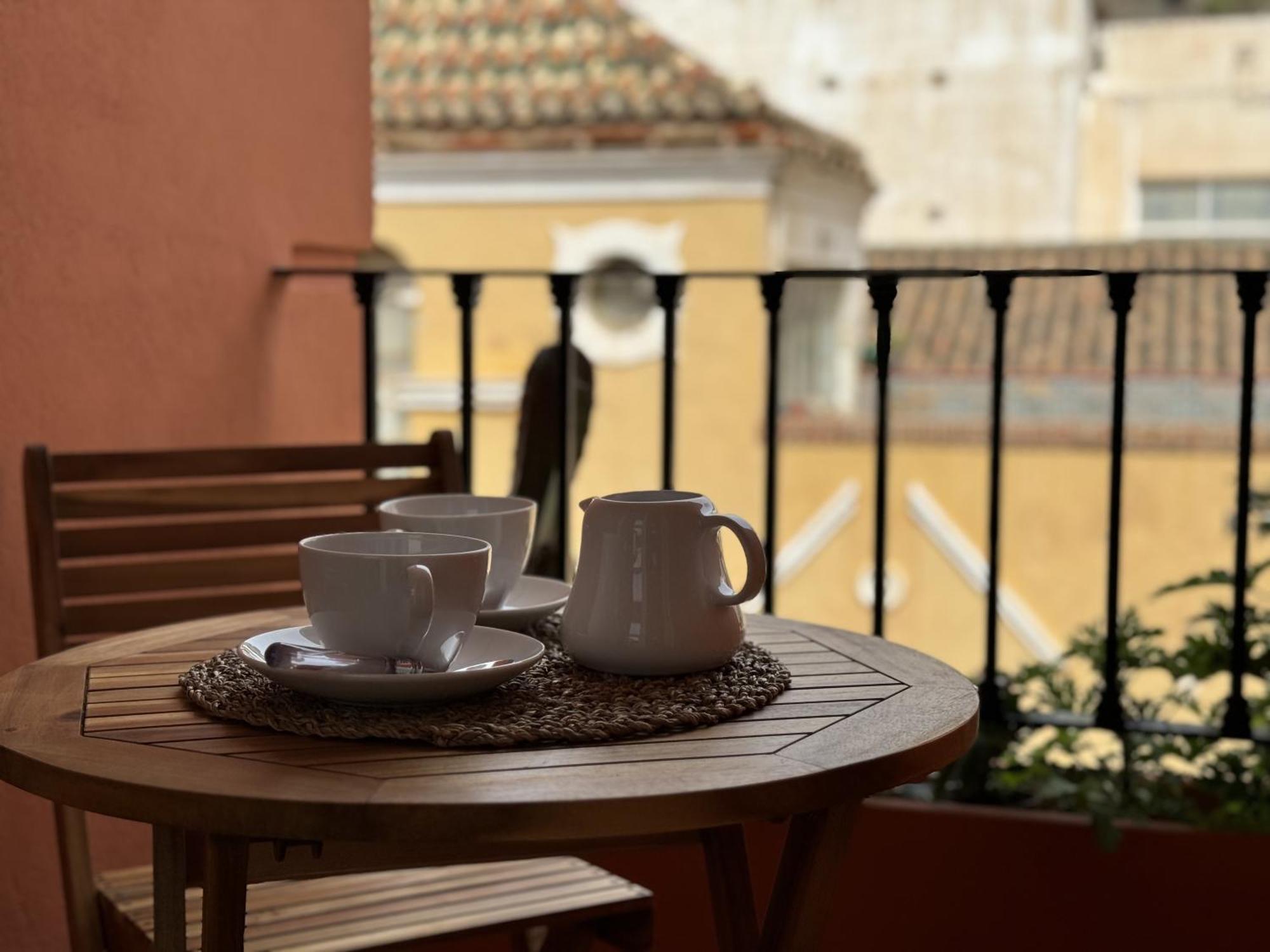 Apto Boutique En La Malagueta Малага Экстерьер фото